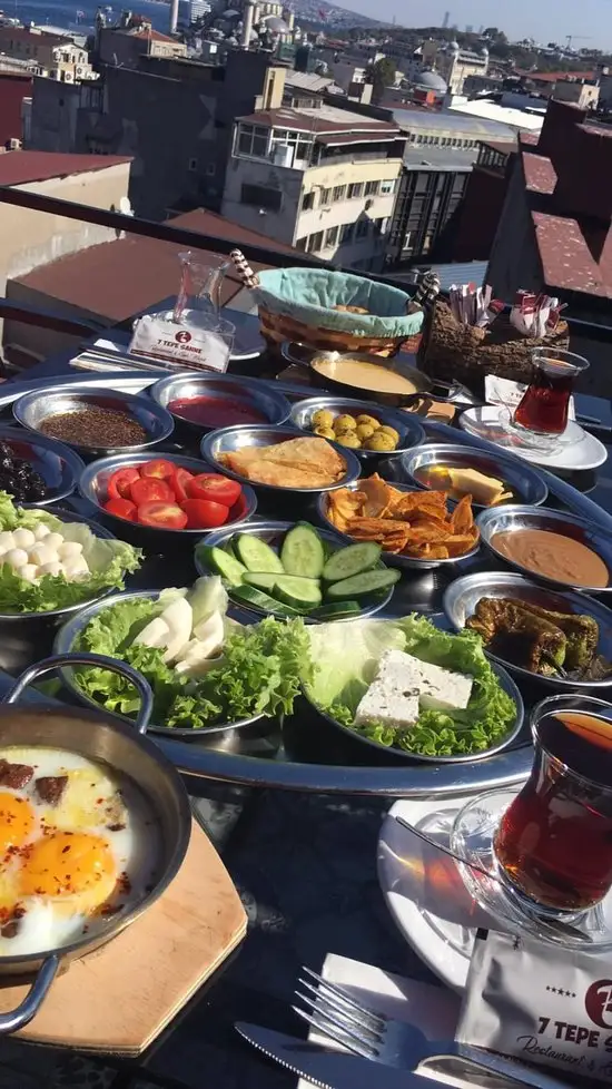 7tepe Sahne Cafe & Restoran'nin yemek ve ambiyans fotoğrafları 12