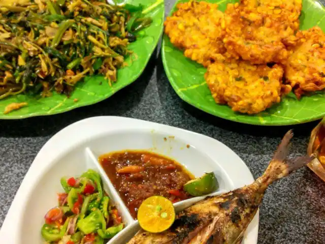 Gambar Makanan Restoran Ikan Tude Manado 5