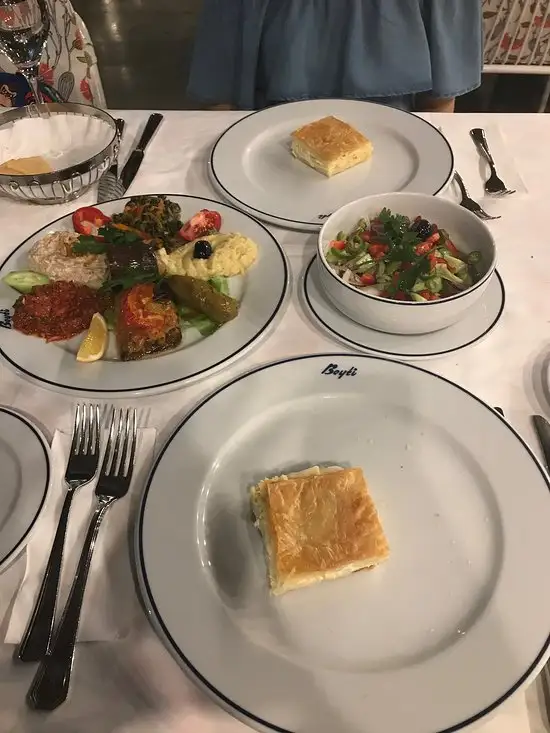 Beyti Restaurant'nin yemek ve ambiyans fotoğrafları 63