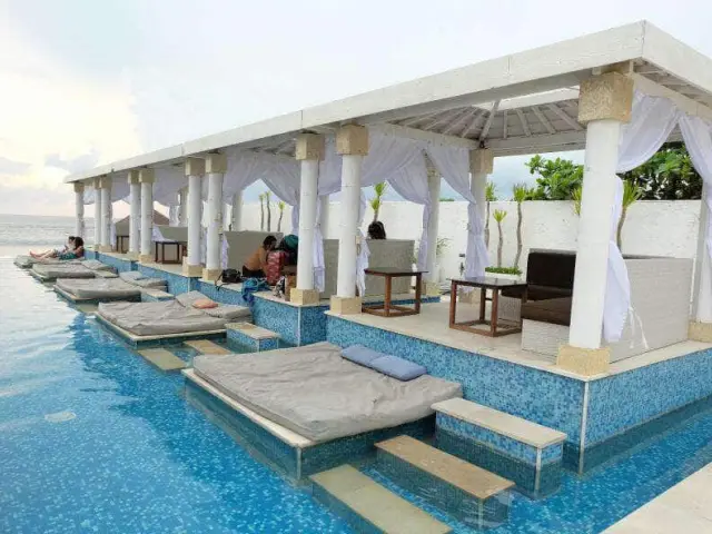 Gambar Makanan Vue Beach Club - Lv8 Resort Hotel 12