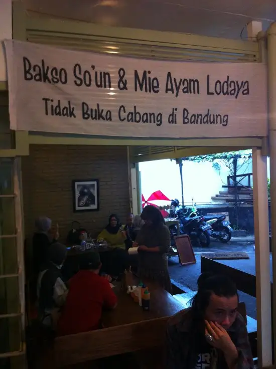 Gambar Makanan Bakso Soun dan Mie Ayam Lodaya 65 8