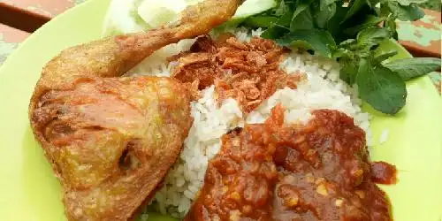 Nasi Uduk Pak Jhon, Pasar Segar Bintaro