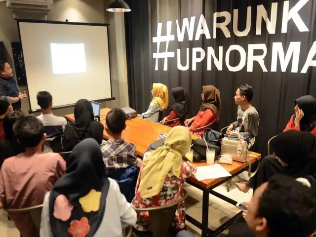 Gambar Makanan Warunk Upnormal 4