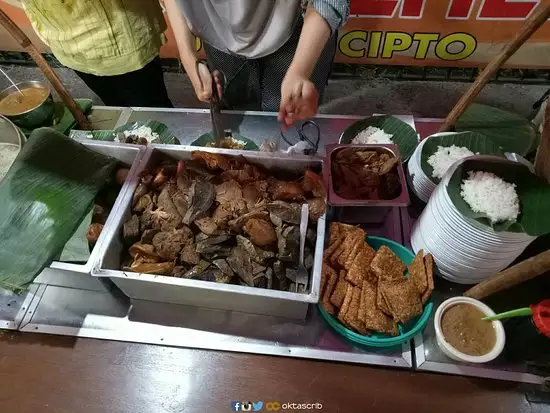 Gambar Makanan Nasi Gandul Pak Memed 13