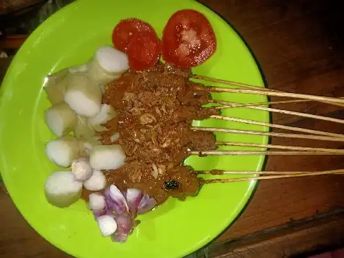 Warung Sate Cak Mamat Kumis, Taman Pondok Gd