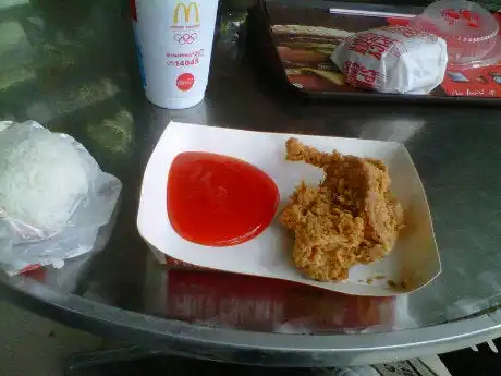 Gambar Makanan McD mall cimone 1