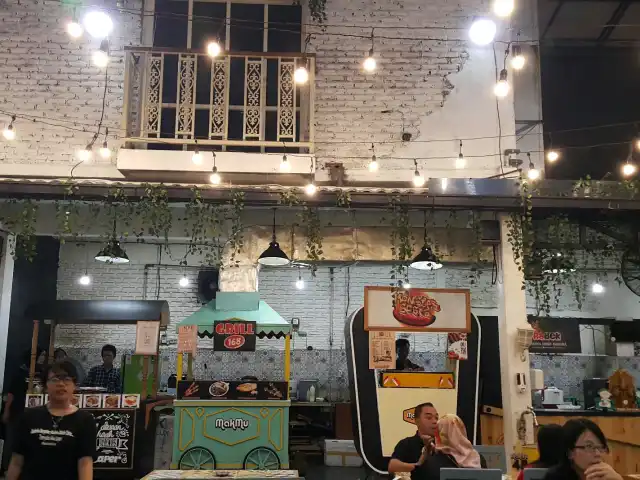 Gambar Makanan Makmu Eatery & Coffee 6