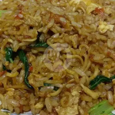Gambar Makanan Nasi Goreng Risquna 2