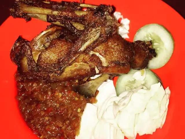 Gambar Makanan Bebek & Pecel Lele MC Darmo 2