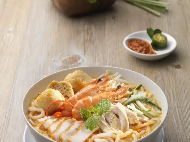 Sepiring Uniquely Malaysian Food Photo 3
