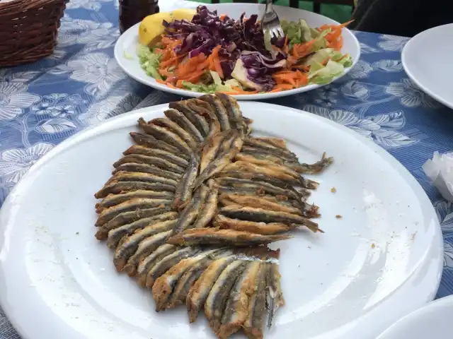 Karadenizli Meşhur Hamsi Tavacı'nin yemek ve ambiyans fotoğrafları 2