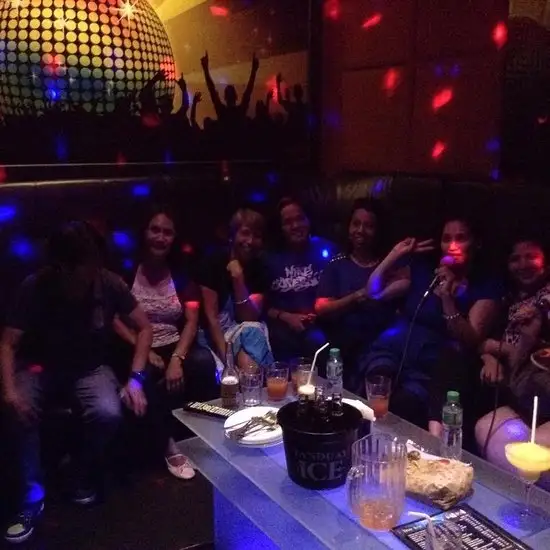 CenterStage Family KTV and Resto Bar Food Photo 1
