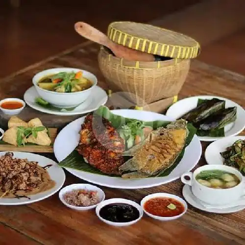 Gambar Makanan Warung Mina Peguyangan , jln astasura 91 denpasar 3
