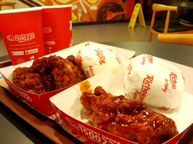 Gambar Makanan Richeese Factory 18