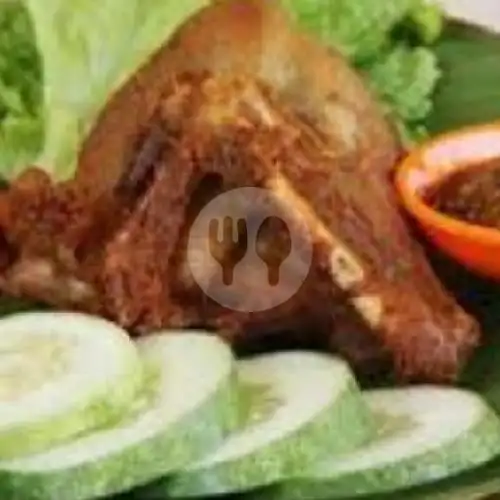 Gambar Makanan Pecel Ayam Budhe Hj. Sarmah, Jl. Wisma Tajur 11