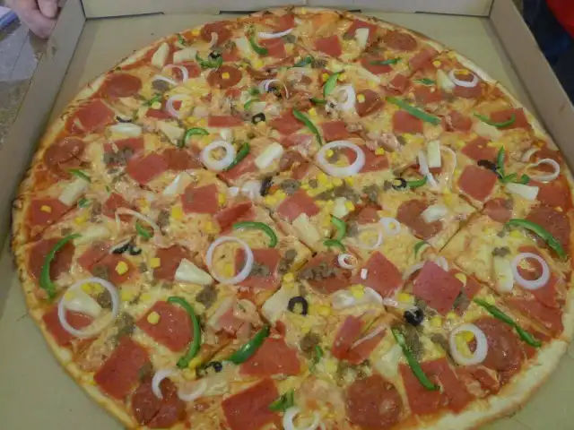 Pizza Deli Food Photo 7