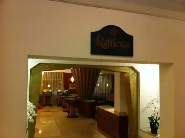 Gambar Makanan Rafflesia Lounge - Hotel Salak The Heritage 7