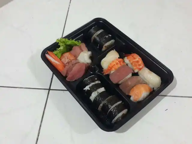 Gambar Makanan Poke Sushi 2