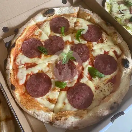Gambar Makanan Pizza Napoletana, Kelapa Lilin Belakang MKG 1