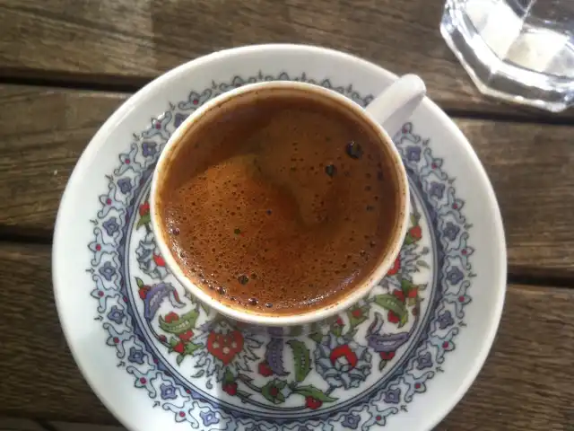 Cafe Istanbol'nin yemek ve ambiyans fotoğrafları 4