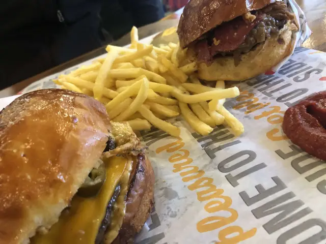 Burger X'nin yemek ve ambiyans fotoğrafları 19