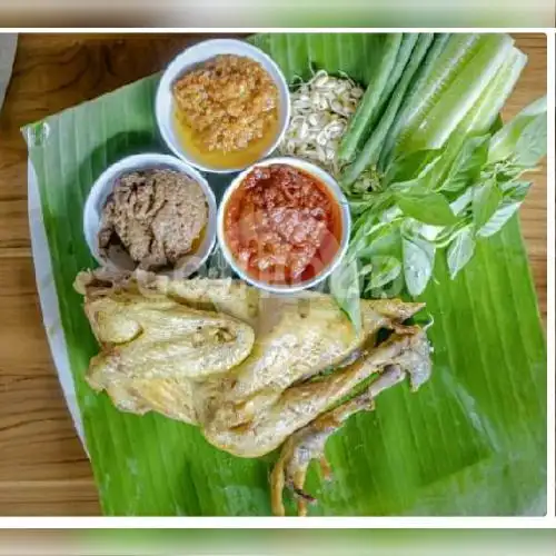 Gambar Makanan Ayam Kampung Goreng Sambel Blondo Bu Endang, Kantil 14