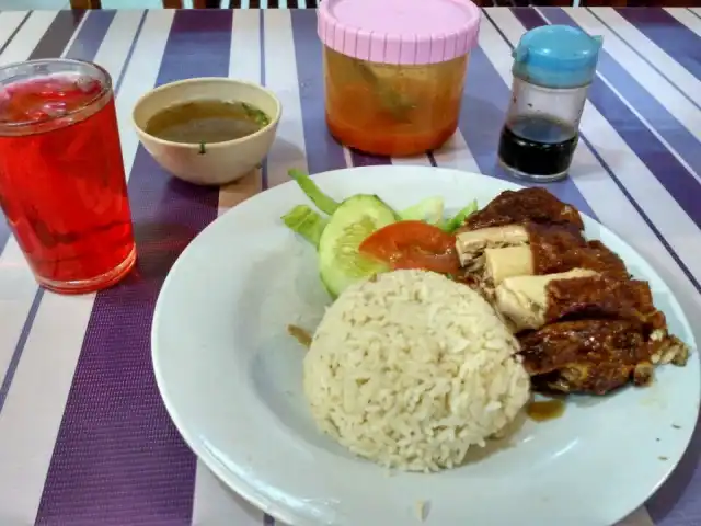 Restoran Nasi Ayam Kukus Sri Yasmin Food Photo 3