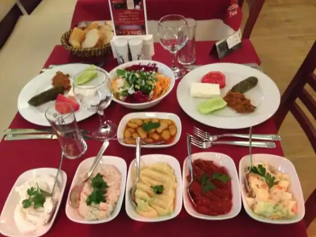 Bizbize Fasıl Ataşehir'nin yemek ve ambiyans fotoğrafları 1