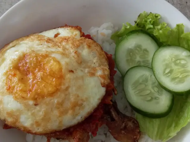 Gambar Makanan Ayam Goreng Nusantara 8