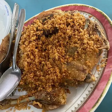 Gambar Makanan Ayam Goreng Mbok Berek Asli 4