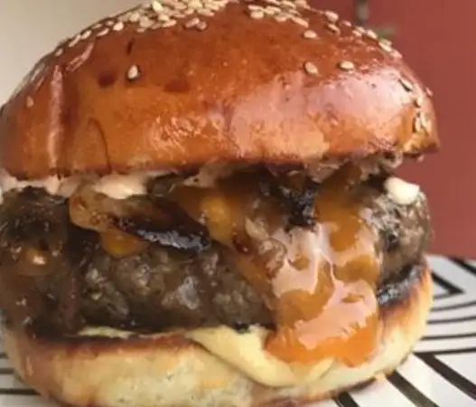 Etmanyak Burger&Sosis'nin yemek ve ambiyans fotoğrafları 13