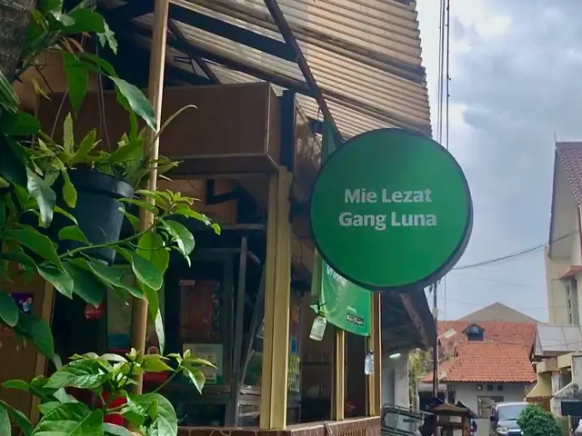 Gambar Makanan Mie Lezat Khas Bandung (Gang Luna) 5
