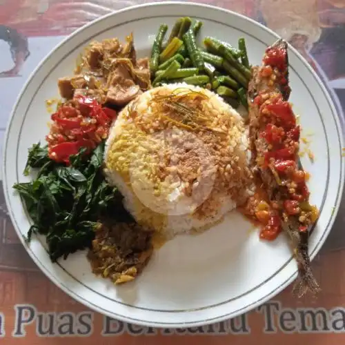 Gambar Makanan Warung Padang BM Bundo Minang , Wolter Monginsidi 2