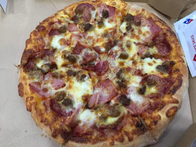 Domino's Pizza Food Photo 8