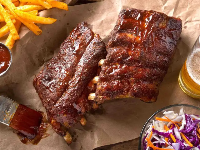 American Wings and Ribs - Lopues East Center