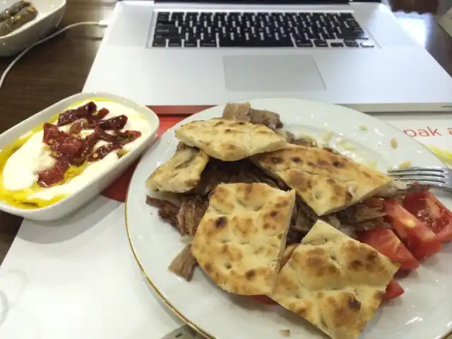 Alsancak İzmir Kelle Söğüş'nin yemek ve ambiyans fotoğrafları 7