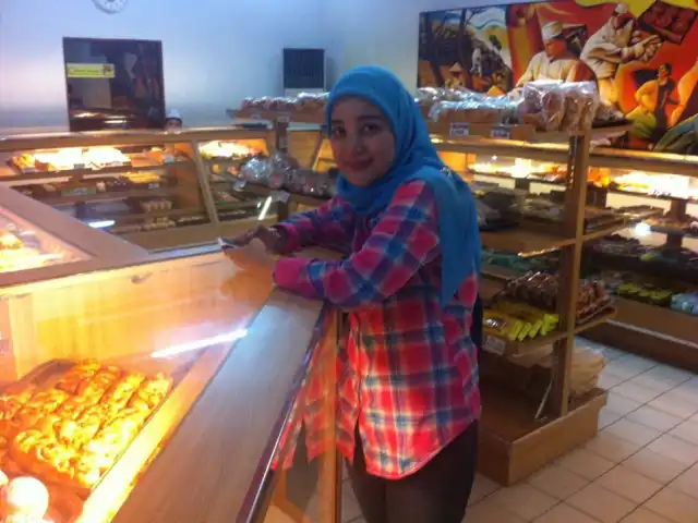 Gambar Makanan Murni Bakery 10