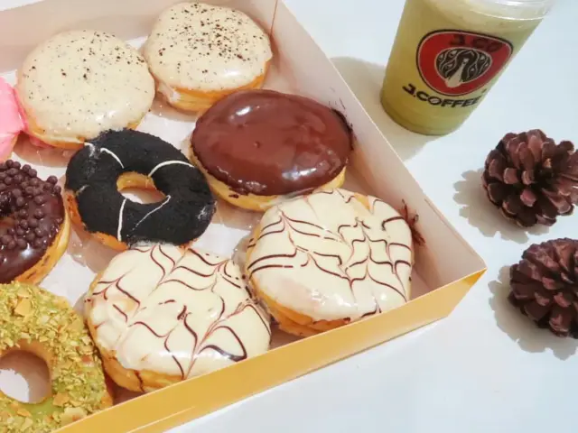 Gambar Makanan J.CO Donuts & Coffee 2