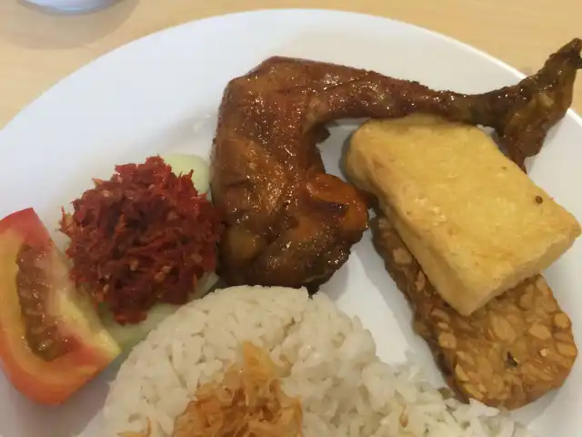 Gambar Makanan Ayam Goreng Kalasan "Muara Karang 179" 14