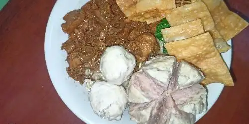 Bakso & Mie Ayam Pangsit Monggo, Cakung
