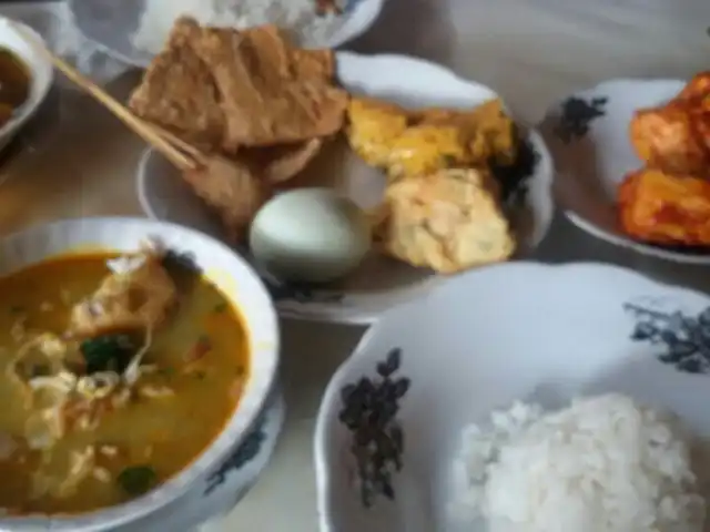 Gambar Makanan Soto Kampus 8