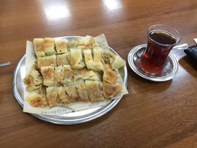 Kadıköy Merkez Börekçisi'nin yemek ve ambiyans fotoğrafları 10