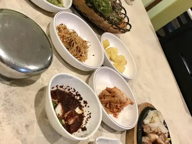 Hong's Family Restaurant Food Photo 6