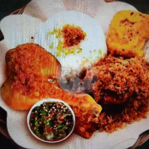 Gambar Makanan Pecel Ayam Dan Nasi Goreng Teh Iyul, Cisarua 15