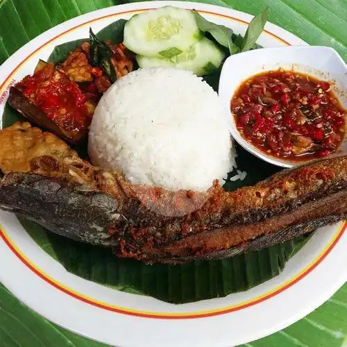 Gambar Makanan Ayam Bakar Wong Solo, Pramuka 7