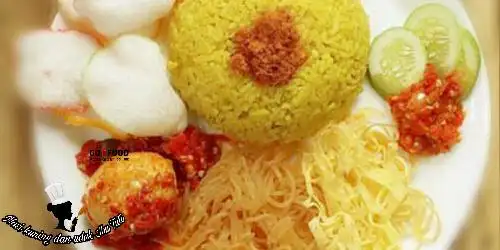 Nasi Kuning Dan Uduk Ibu Tuti, Babakan Tarogong