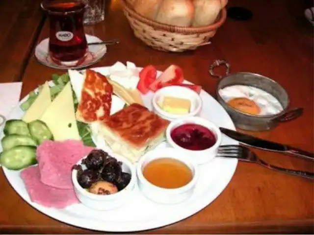 Bakırköy Mado'nin yemek ve ambiyans fotoğrafları 13