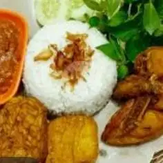 Gambar Makanan Ayam Goreng Nasi Tutug Oncom Katineung 11