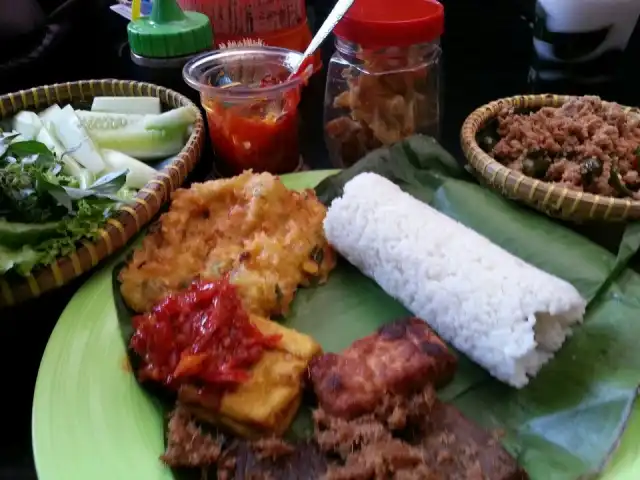 Gambar Makanan Nasi Timbel M11 15