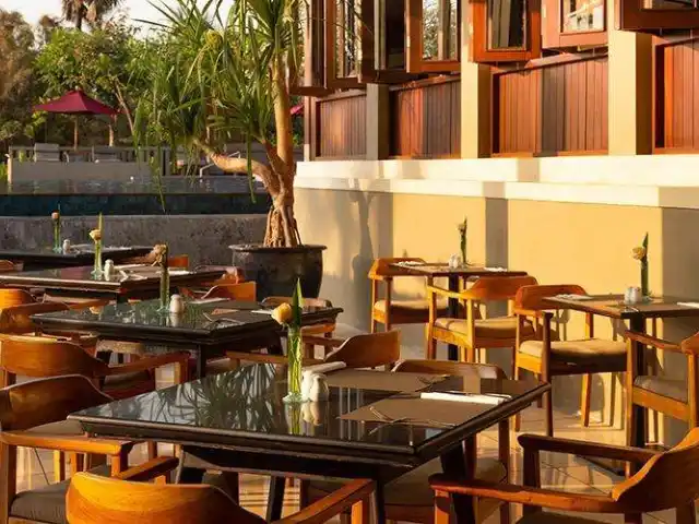 Gambar Makanan Hitana Restaurant - Bali Niksoma Boutique Beach Resort 13